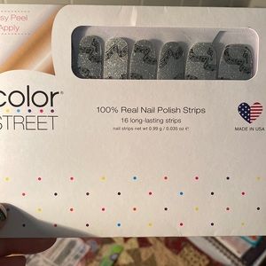 Retired color street fa-la la. I’m original packaging